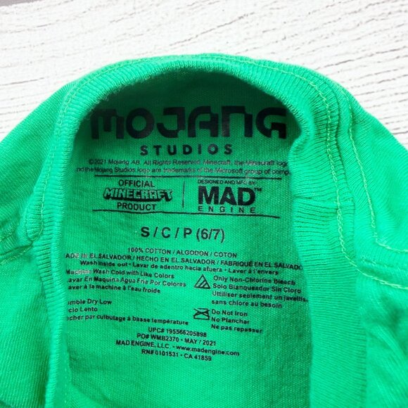Mojang Studios Minecraft Graphic Shirt - Picture 2 of 3